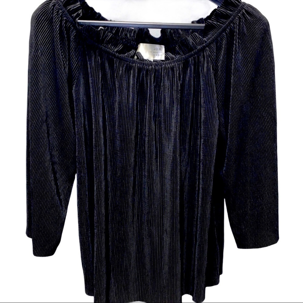 𝅺j.o.a. Woman’s NWT Modern Blouse Sz L, Color/Black
